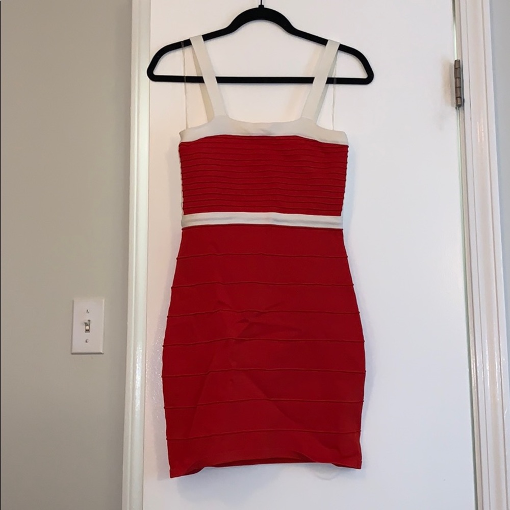 NWT fitted body contour dress.